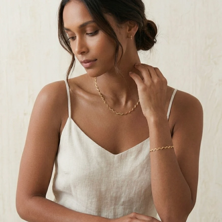 Aura Ripple Chain Necklace - Image 7