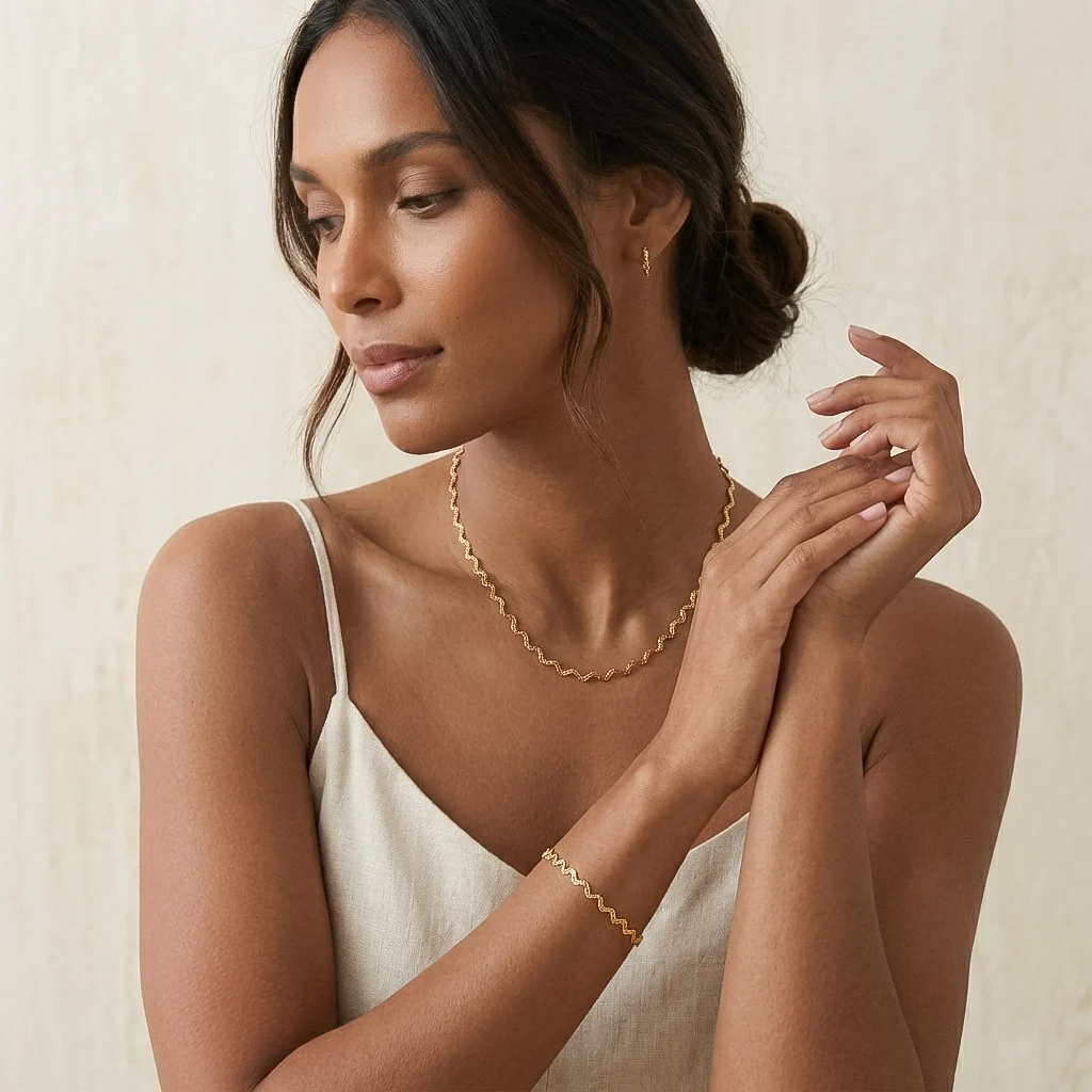 Aura Ripple Chain Necklace - Image 8