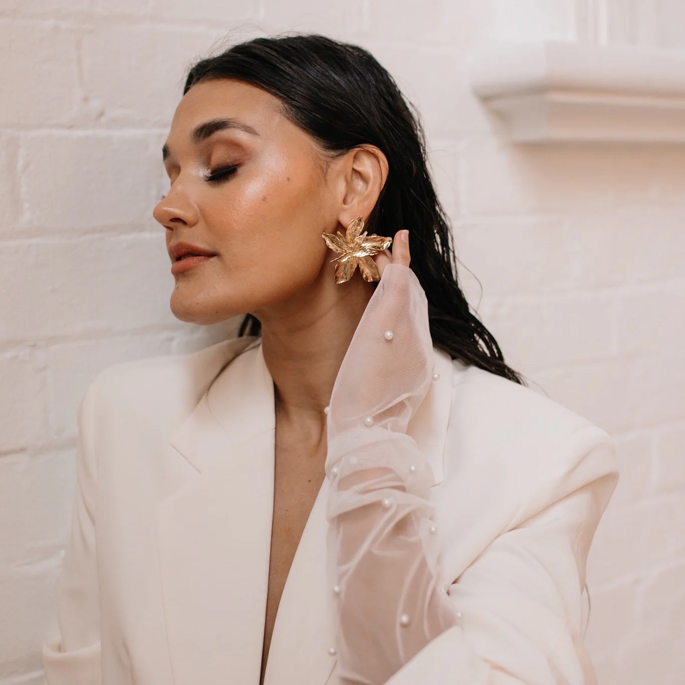 Calla Statement Earrings - Image 7