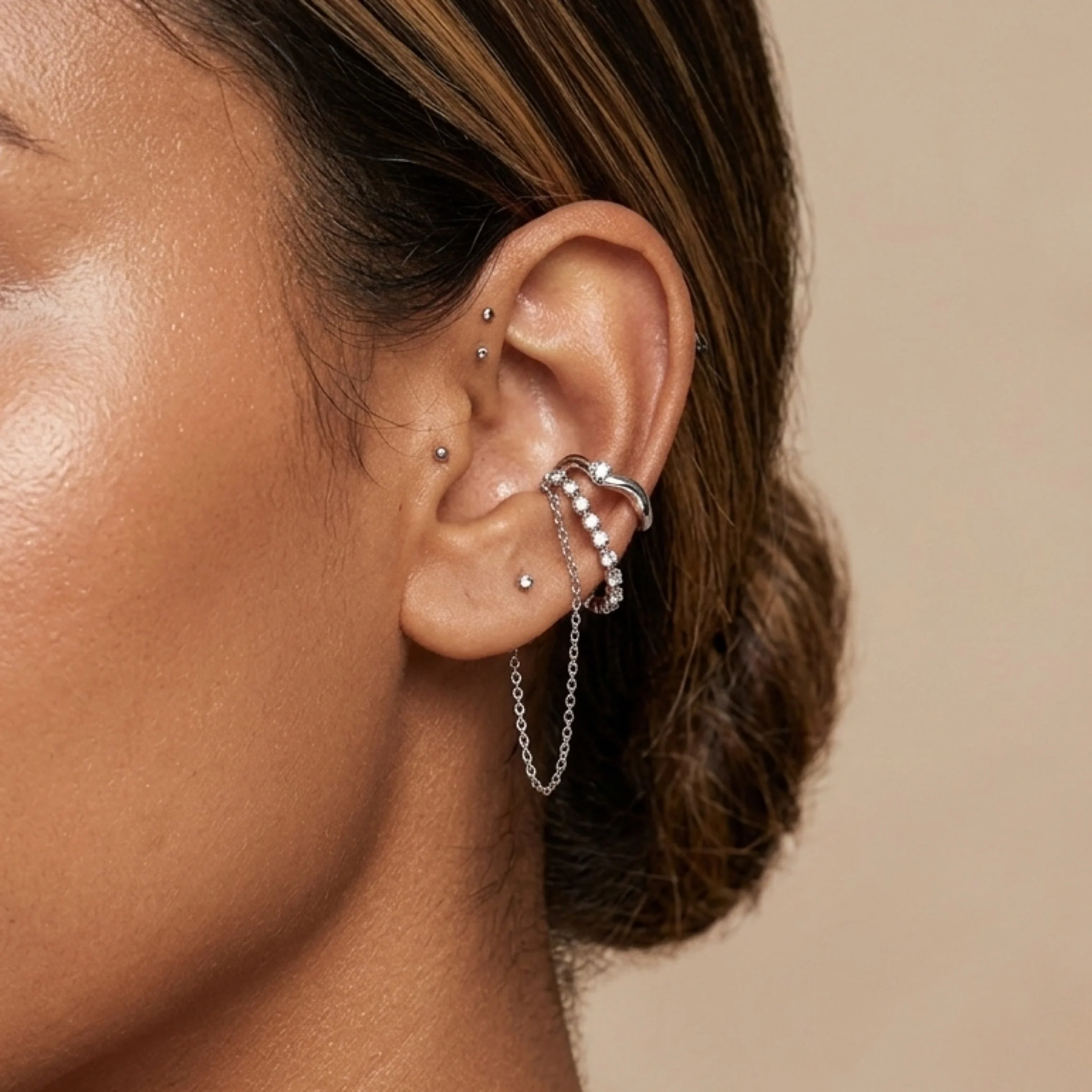 Cascading Chains Ear Cuff