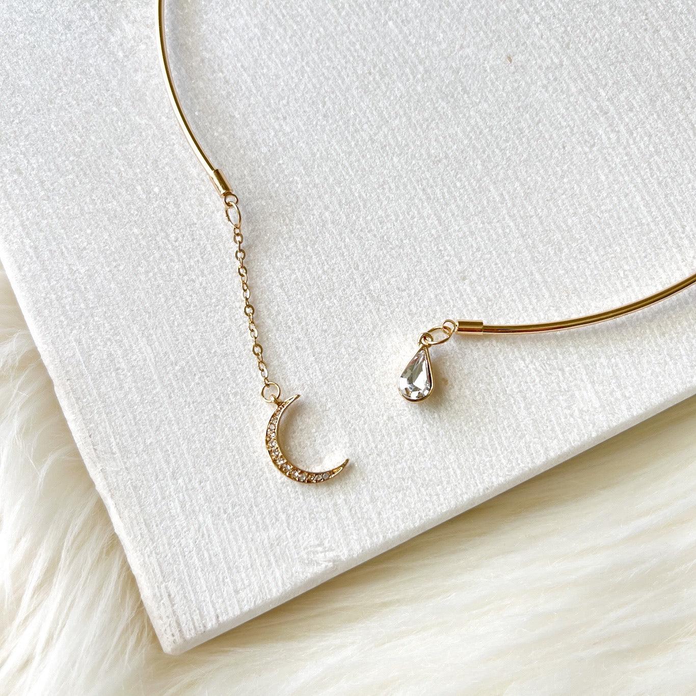 Crescent Moon Open Choker - LAST CHANCE! - Image 5