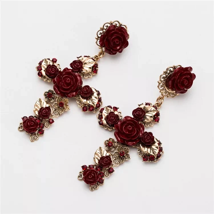 Cruz con Rosas Cross Earrings - LAST CHANCE - Image 11