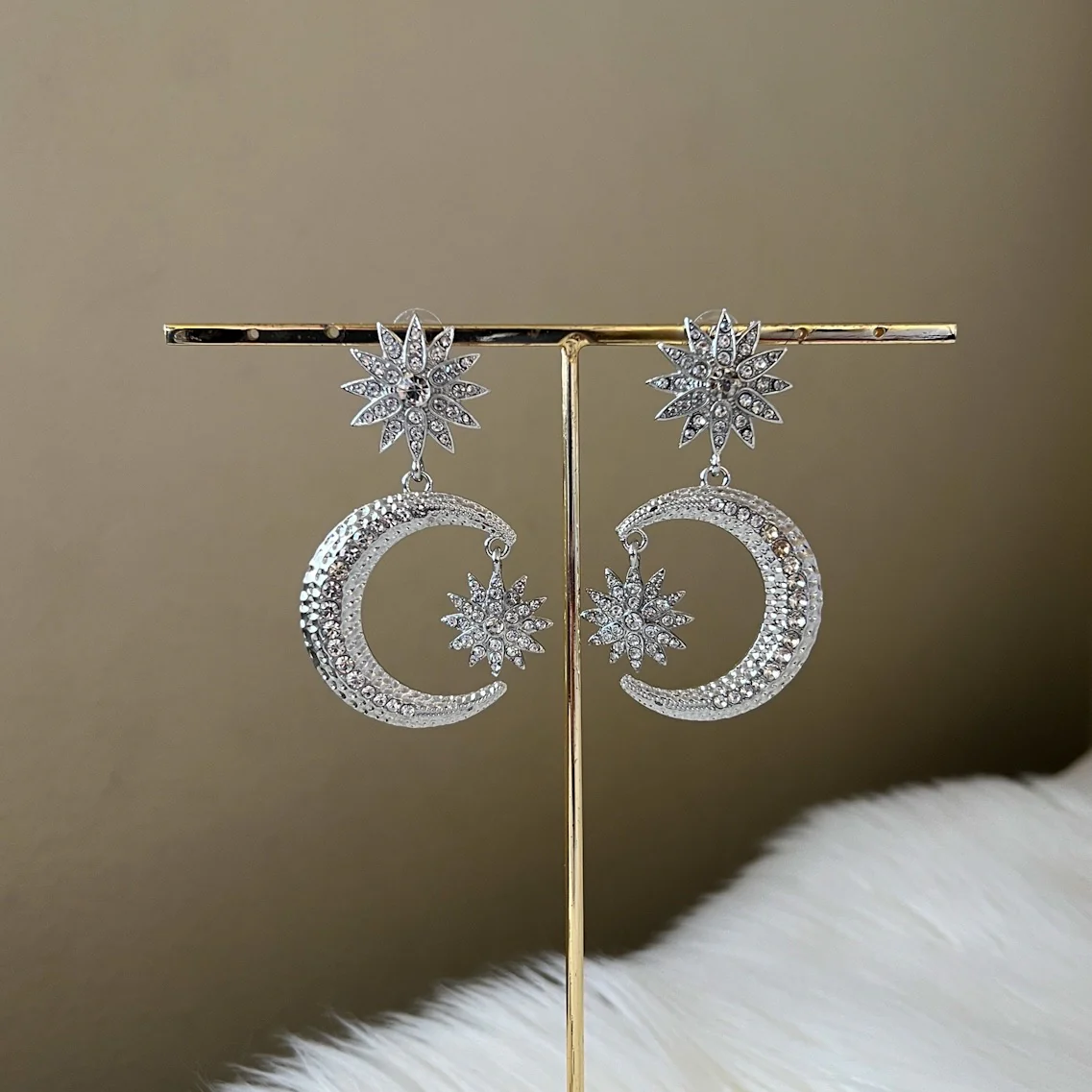 Heavenly Celestial Earrings - Image 19