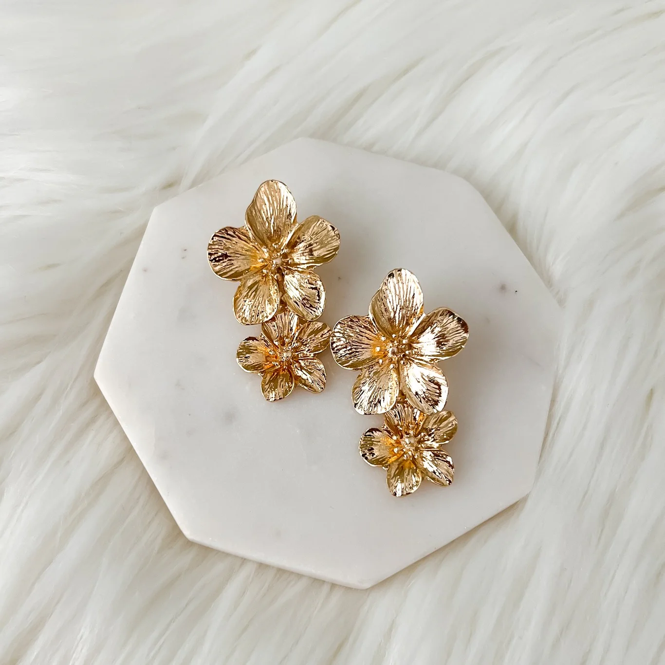 Hibiscus Flower Drop Earrings - LAST CHANCE! - Image 13