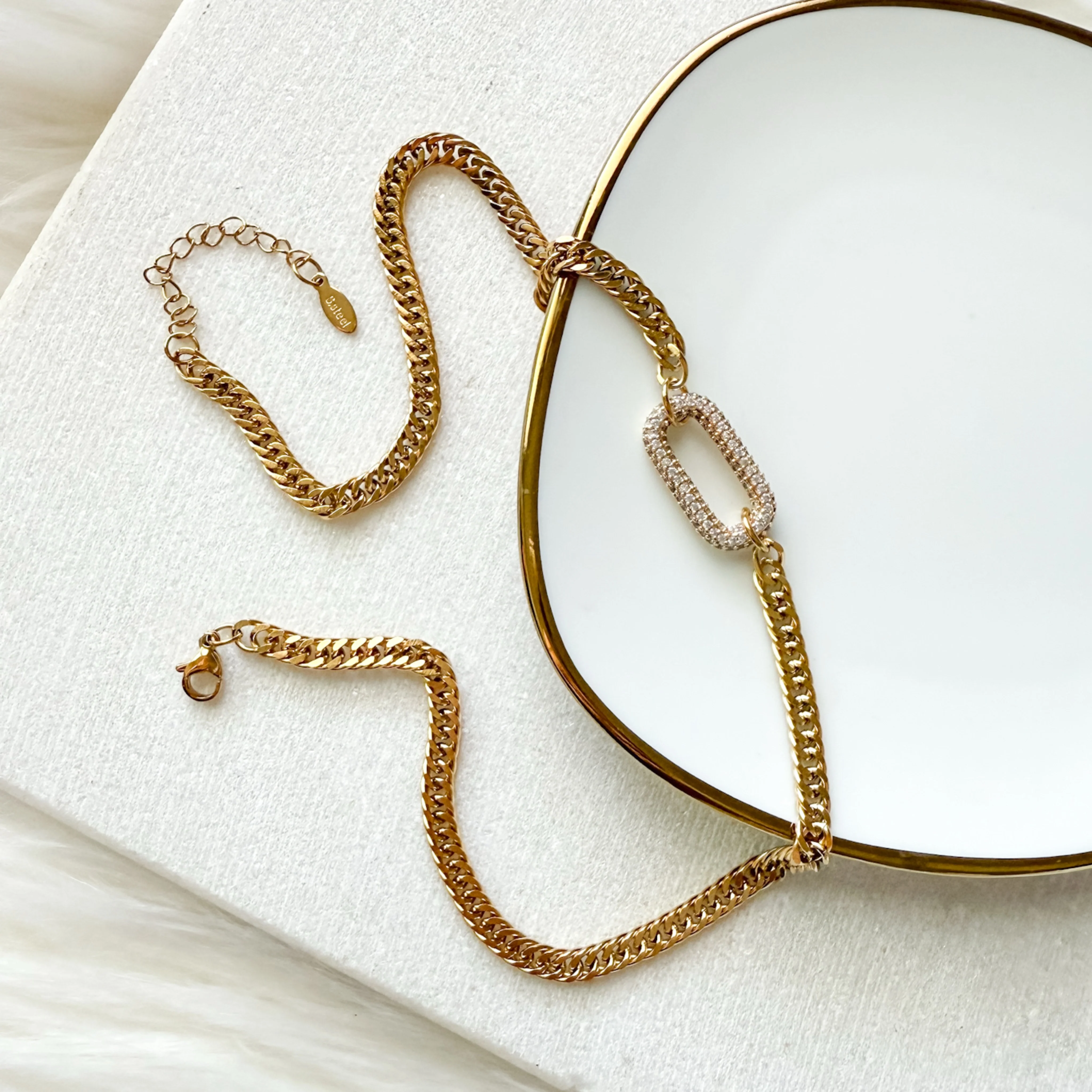 Icon Link Necklace - Image 13