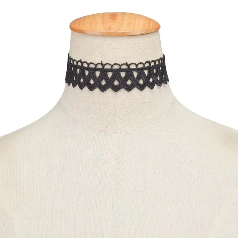 Kai Black Choker - Image 3
