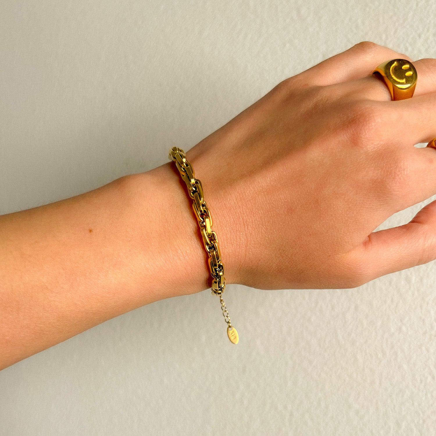 Kassia Block Chain Bracelet - Image 28