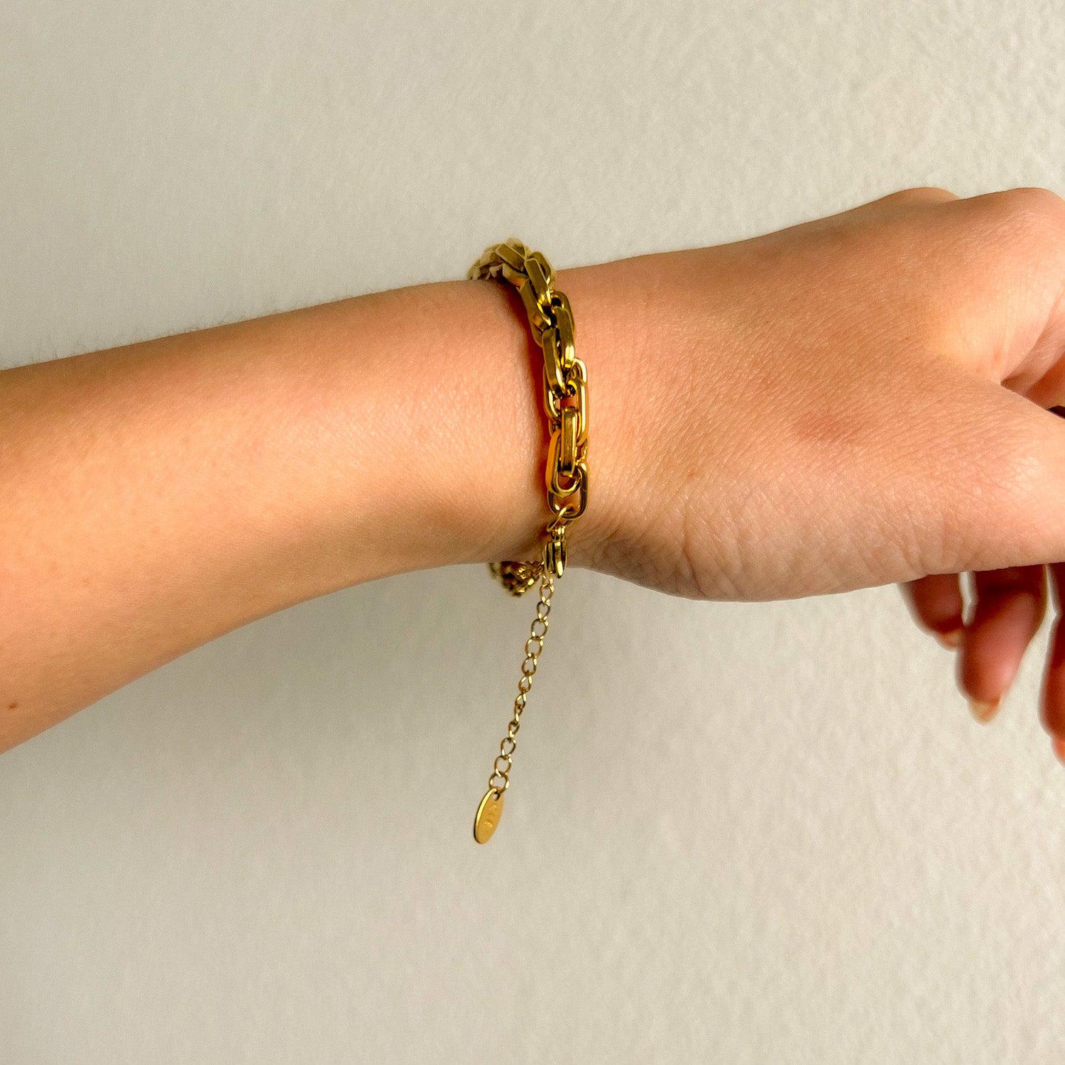 Kassia Block Chain Bracelet - Image 31