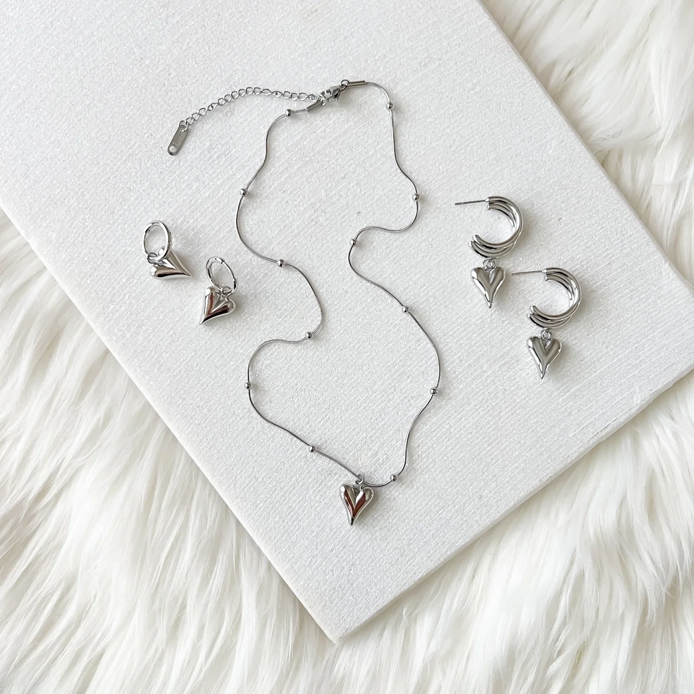 Lovely Heart Necklace - LAST CHANCE! - Image 34