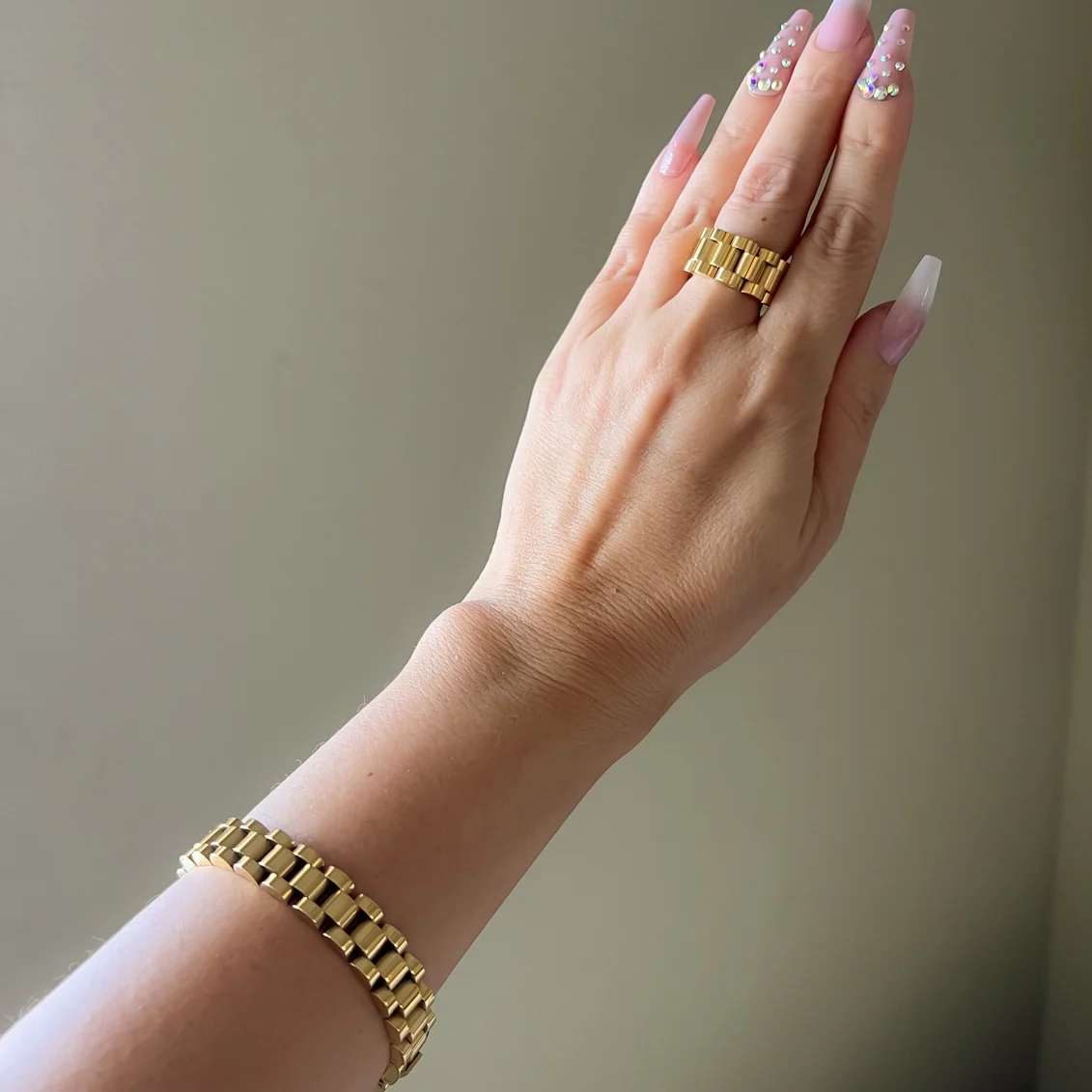 Lucia Watch Link Chain Ring - Image 17