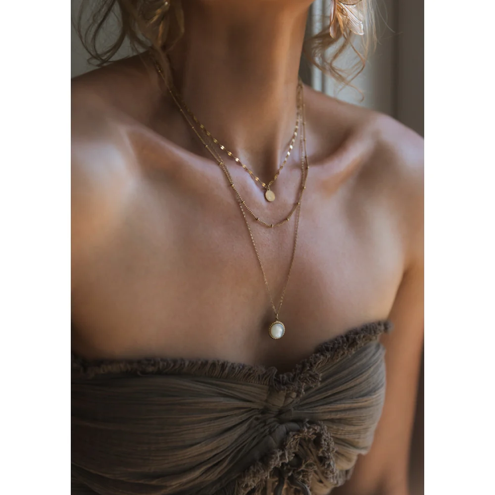 Pearlescent Three Layer Necklace - FLASH SALE!! - Image 6
