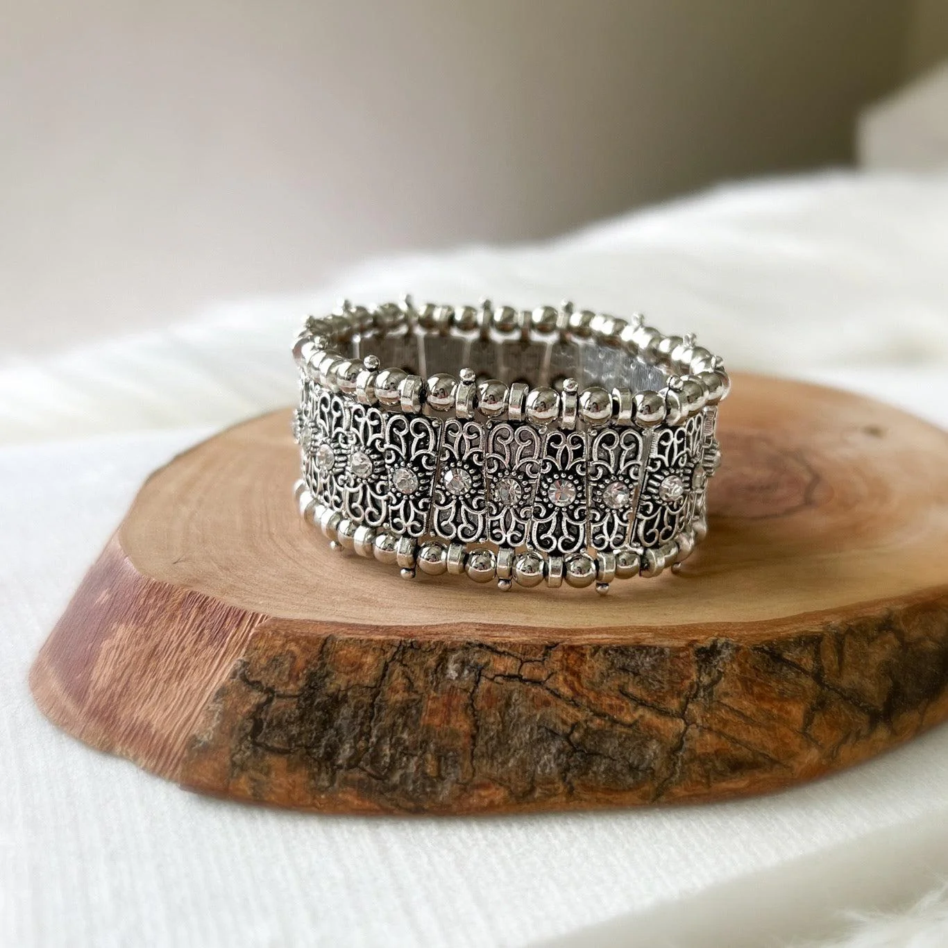 Tara Vintage Metal Bracelet - 3 STYLES - Image 25