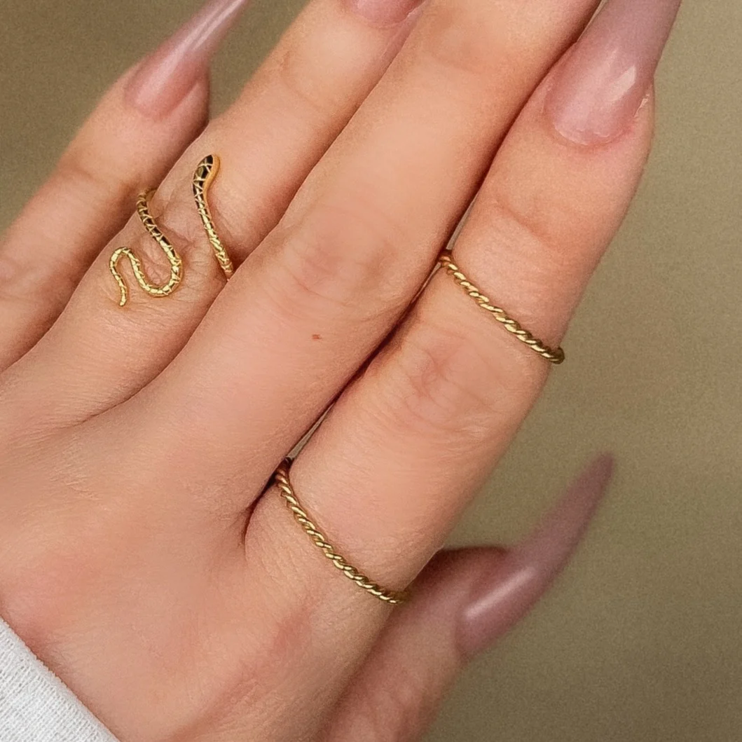 Tessa Twisted Chain Ring - Image 15