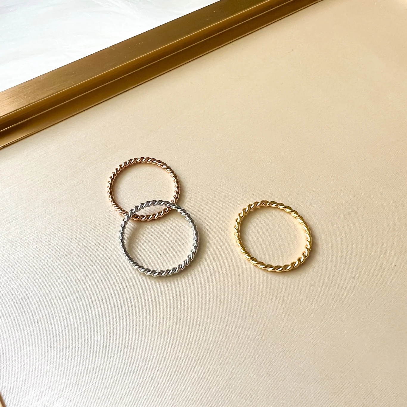 Tessa Twisted Chain Ring - Image 18