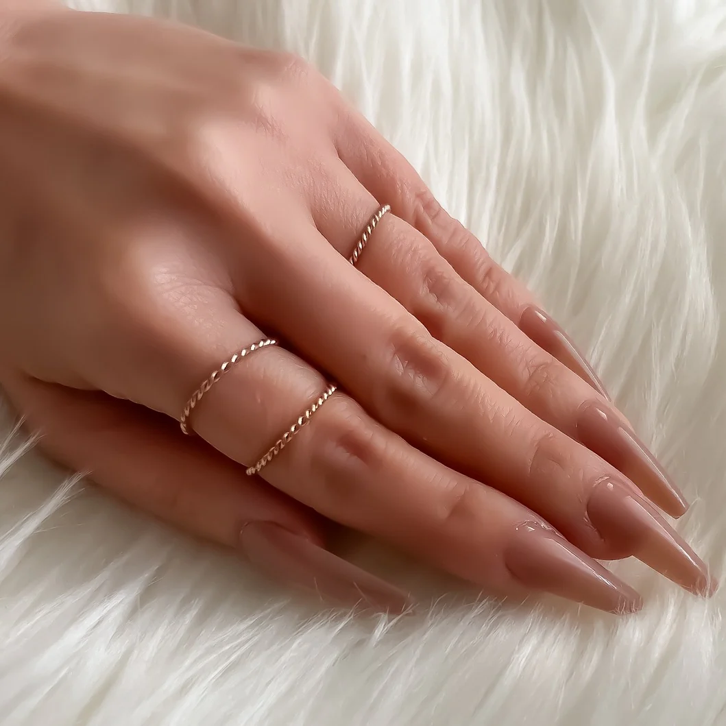 Tessa Twisted Chain Ring - Image 3